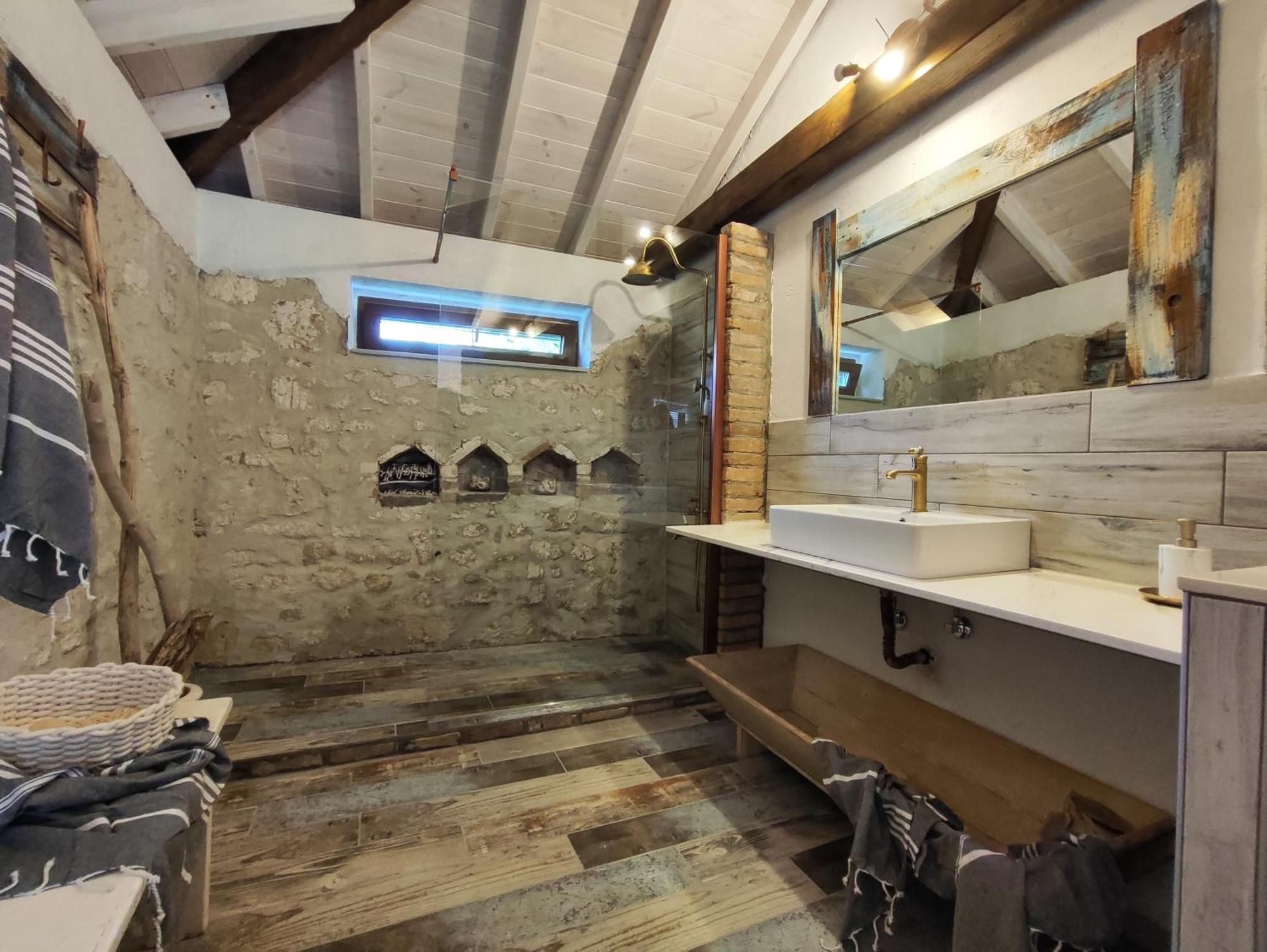 Habezeiko - The Vintage House Villa Afytos Rum bild